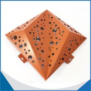 Building Facades And Internal Decorative Roofs