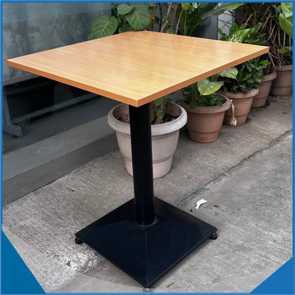 Restaurant Standing Table